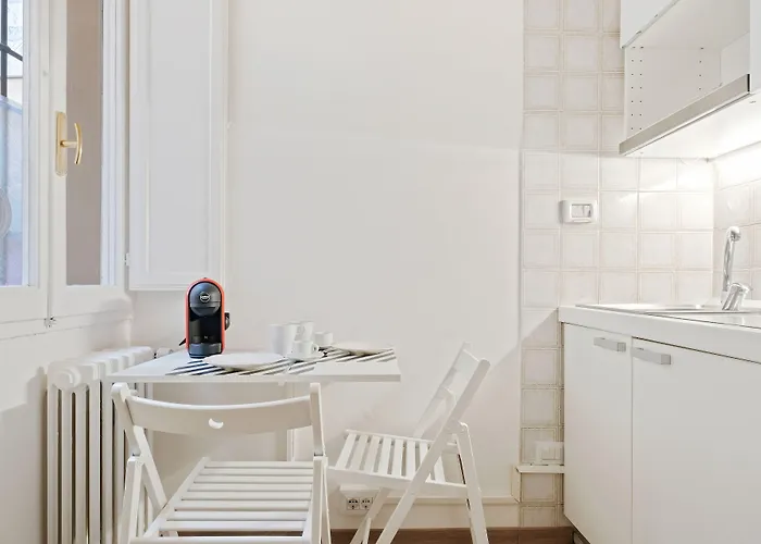 Guesthost - Sognando Flat 博洛尼亚